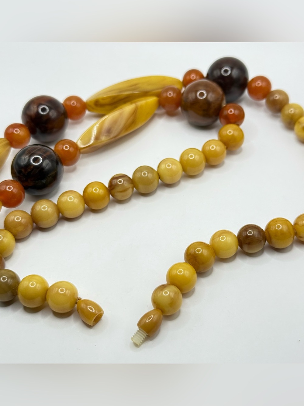Antique Huge multicolour Bakelite 97 grams 30" inch - Picture 4 of 6